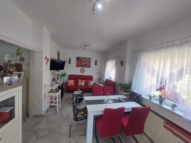 Eladó ház Sárisáp 95 nm