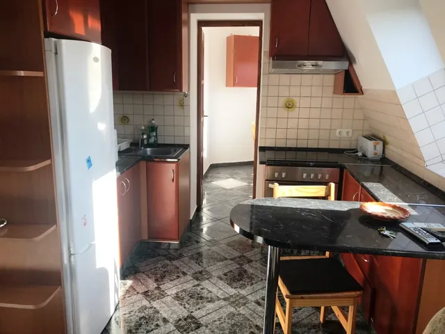 Kiadó lakás Kecskemét, Belváros 75 nm