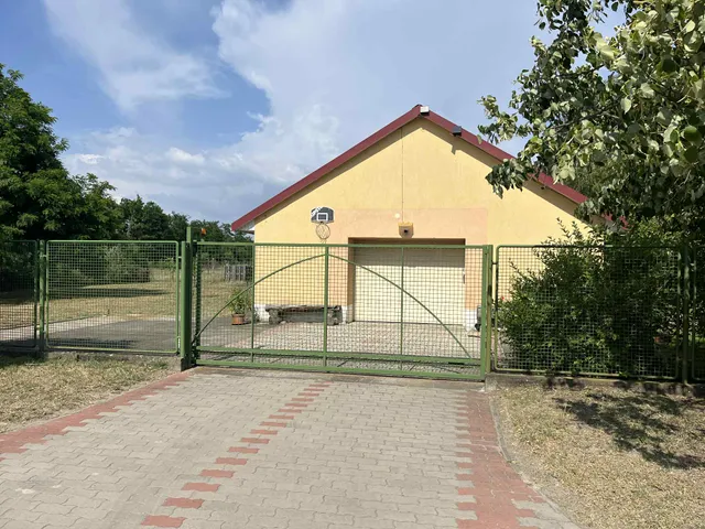 Eladó ház Kecskemét, Kadafalva 110 nm