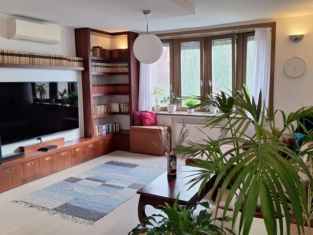 Eladó lakás Kecskemét, Belváros 93 nm