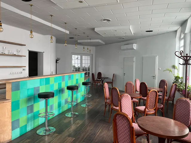 Eladó kereskedelmi és ipari ingatlan Kecskemét, Vacsihegy 313 nm