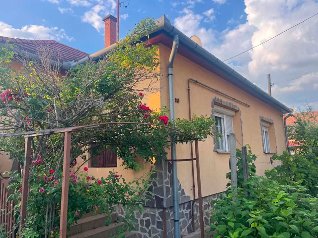 Eladó ház Szabadszállás 100 nm