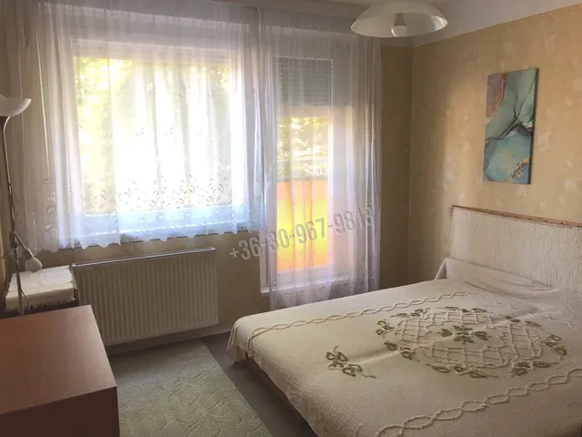 Kiadó lakás Békéscsaba, Kazinczy-lakótelep, Kisszik utca 58 nm