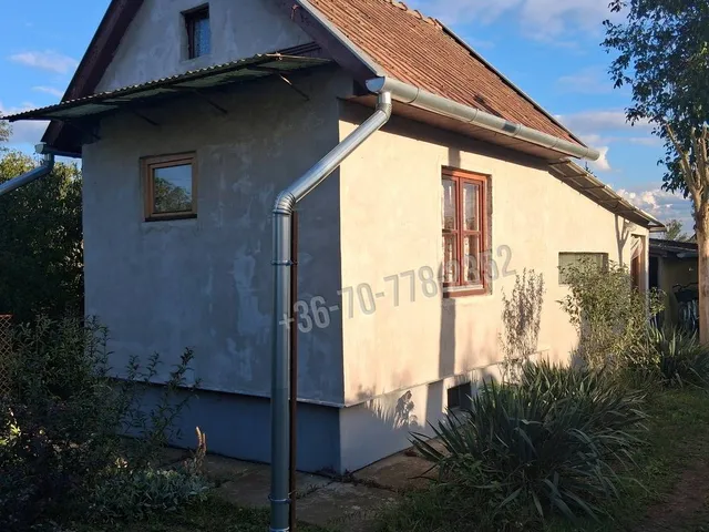 Eladó üdülő és hétvégi ház Békéscsaba, Kenderföldek 30 nm