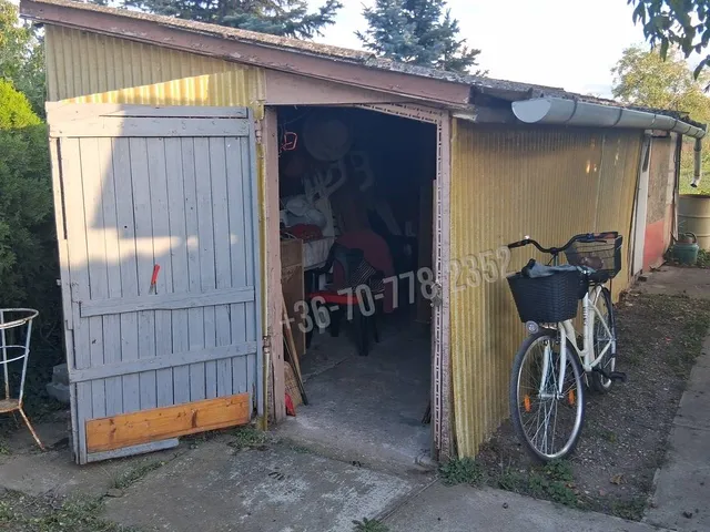 Eladó üdülő és hétvégi ház Békéscsaba, Kenderföldek 30 nm