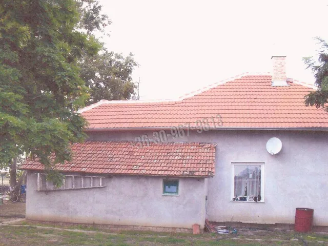 Eladó mezőgazdasági ingatlan Békéscsaba, Kerek tanya 80 nm