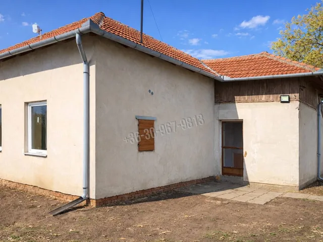 Eladó mezőgazdasági ingatlan Békéscsaba, Kerek tanya 80 nm