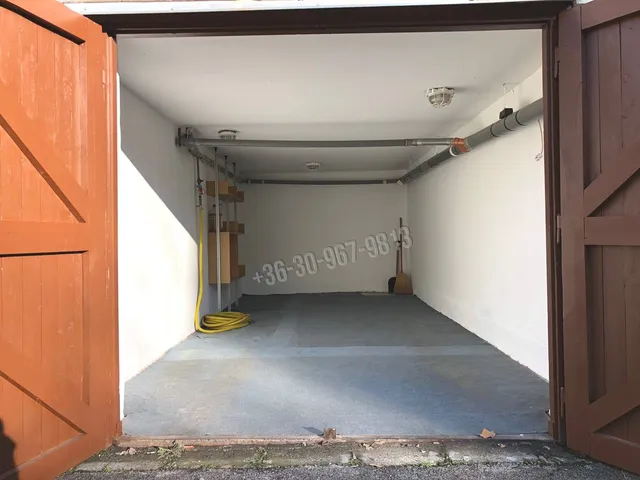 Eladó garázs Békéscsaba 17 nm