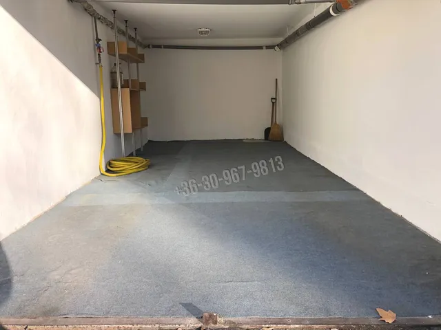 Eladó garázs Békéscsaba 17 nm