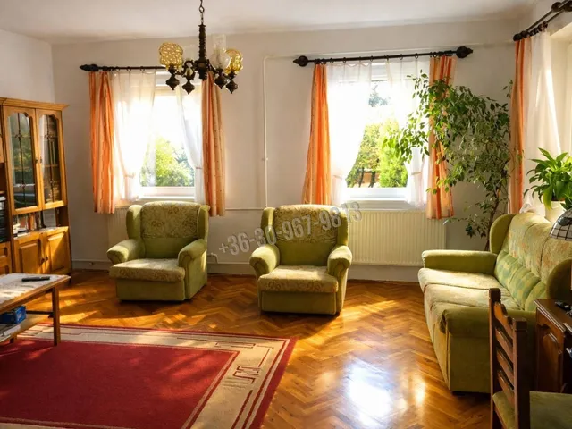 Eladó ház Békéscsaba, Fényes 160 nm