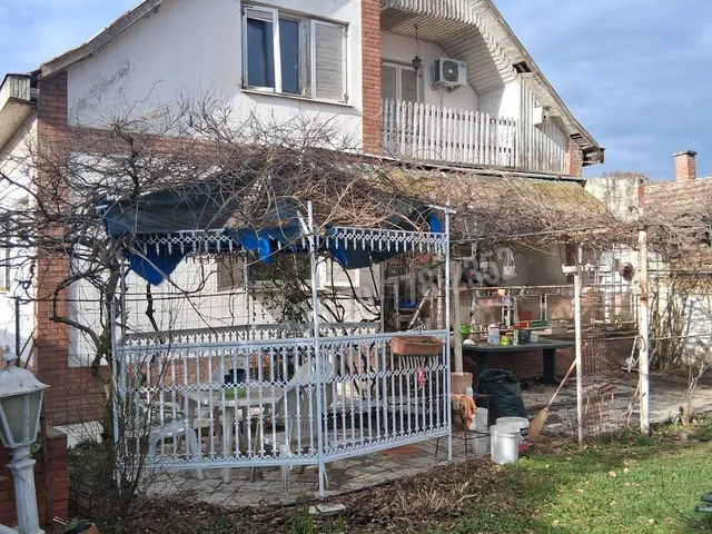 Eladó ház Szentes, Kertváros 160 nm