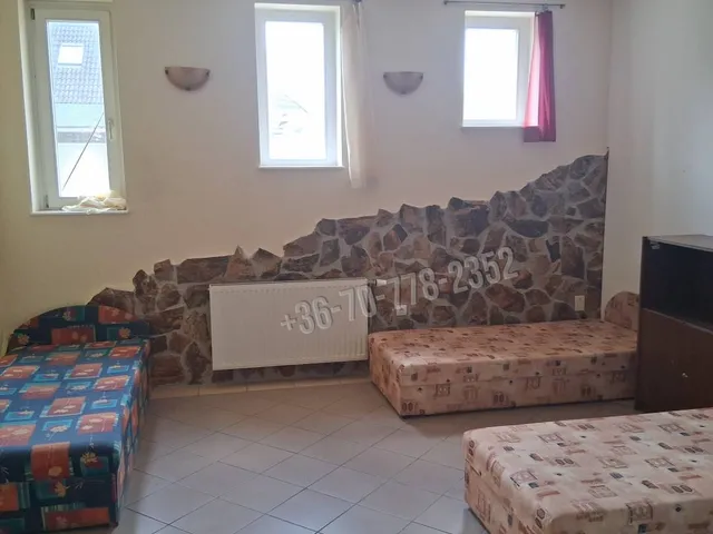 Eladó kereskedelmi és ipari ingatlan Békéscsaba 390 nm