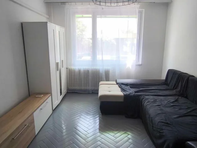 Kiadó lakás Debrecen, Vénkert 35 nm