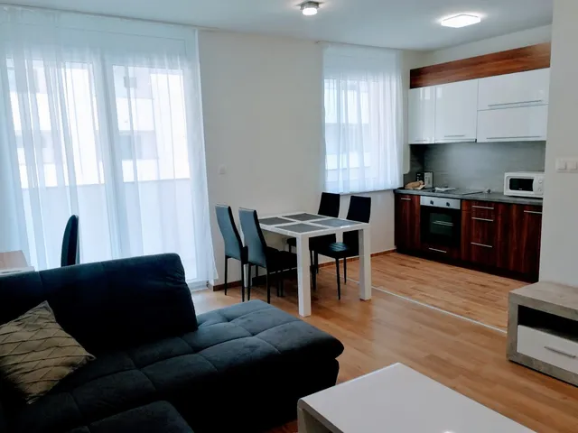 Kiadó lakás Debrecen, Belváros 65 nm