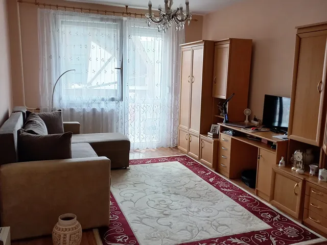 Eladó lakás Debrecen, Újkert, Füredi út 57 nm