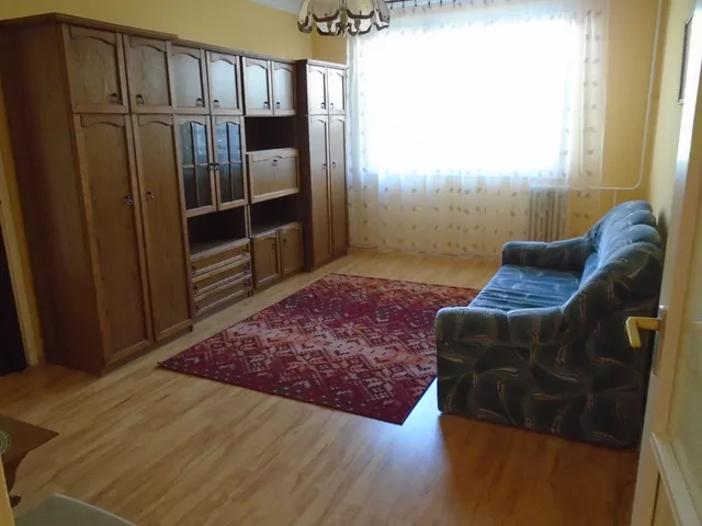 Kiadó lakás Debrecen, Belváros, Bethlen u  54 nm