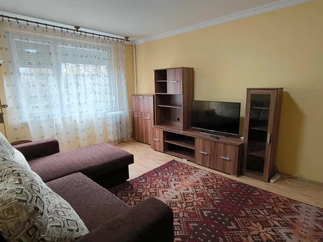 Kiadó lakás Debrecen, Belváros, Bethlen u  53 nm