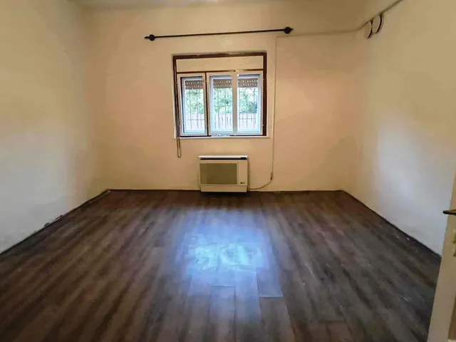 Kiadó ház Debrecen, Gerébytelep, Sólyom u  35 nm