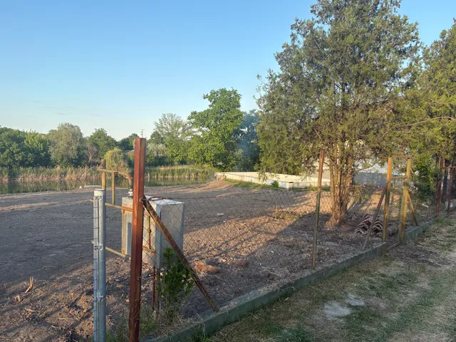 Eladó telek Öcsöd 893 nm