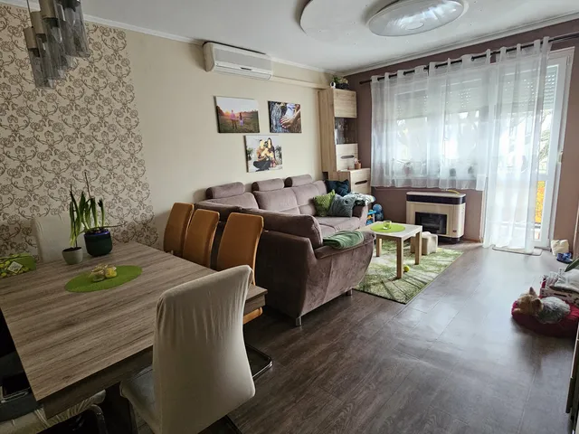 Eladó lakás Szarvas, Bethlen Gábor 73 nm