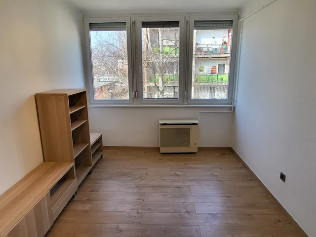 Eladó lakás Vecsés, Lakótelep, Dr Kellner doktor utca 64 nm