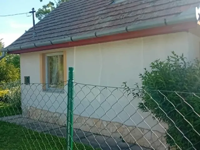 Eladó nyaraló Mezőtúr, Vízközikert 35 nm