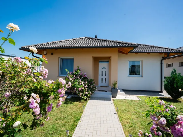 Eladó ház Siófok, Fokihegy 100 nm