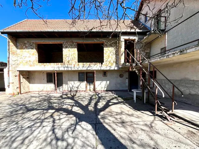 Eladó ház Nagykáta 194 nm