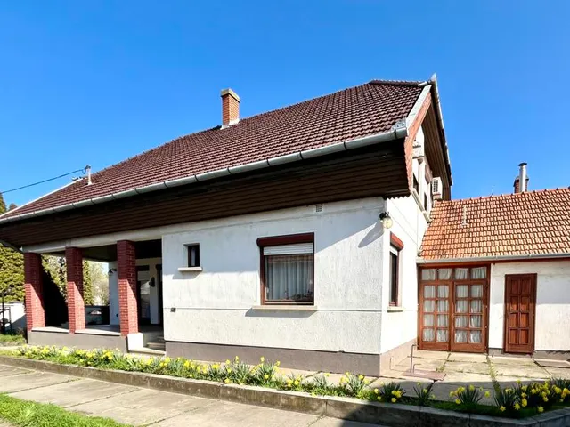 Eladó ház Nagykáta 185 nm