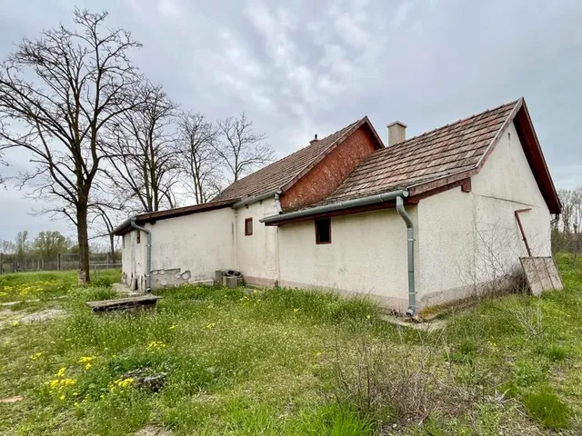 Eladó mezőgazdasági ingatlan Nagykáta 85 nm