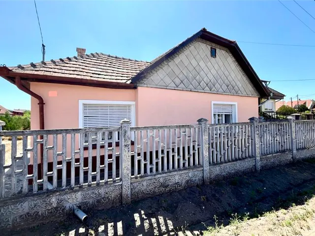Eladó ház Nagykáta 87 nm
