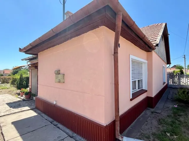 Eladó ház Nagykáta 87 nm