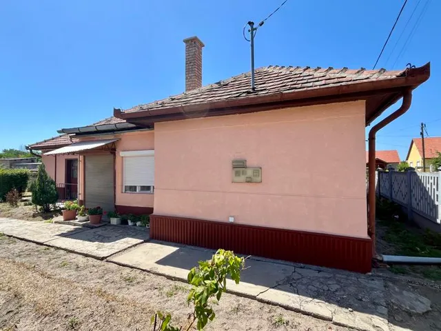 Eladó ház Nagykáta 87 nm