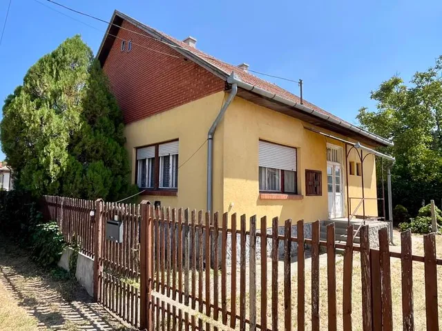 Eladó ház Nagykáta 87 nm