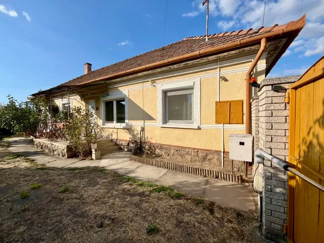 Eladó ház Nagykáta 90 nm
