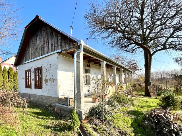 Eladó ház Tápiószentmárton 65 nm