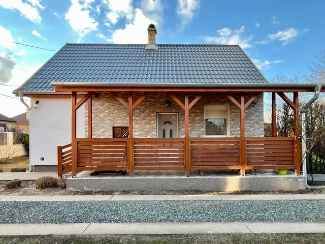 Eladó ház Nagykáta 54 nm