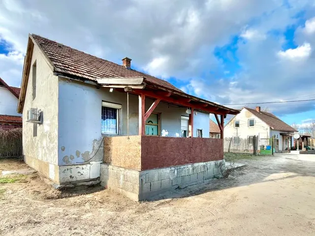 Eladó ház Nagykáta 54 nm