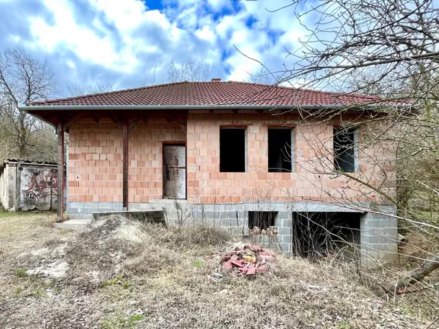 Eladó ház Valkó 70 nm