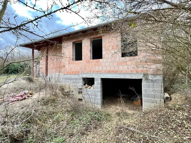 Eladó ház Valkó 70 nm