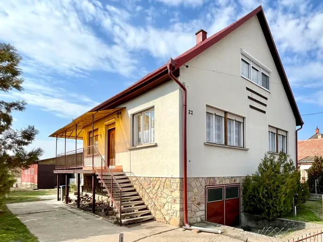 Eladó ház Nagykáta 190 nm