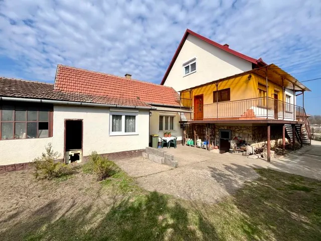 Eladó ház Nagykáta 190 nm