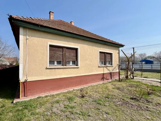 Eladó ház Nagykáta 110 nm