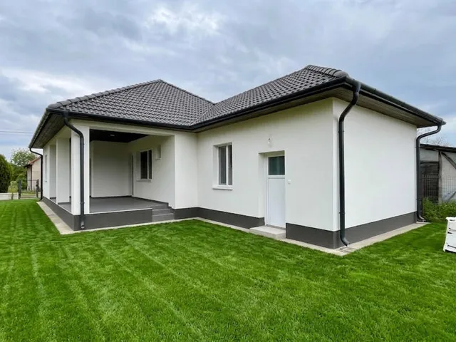 Eladó ház Tápióság 115 nm