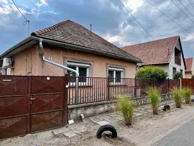 Eladó ház Nagykáta 73 nm