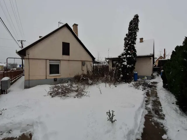 Eladó ház Debrecen, Józsa 75 nm