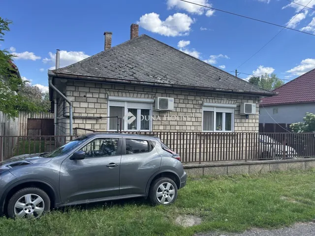 Eladó ház Monorierdő, Bényei út 106 nm