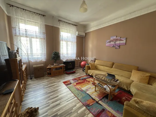 Eladó ház Budapest XV. kerület 105 nm