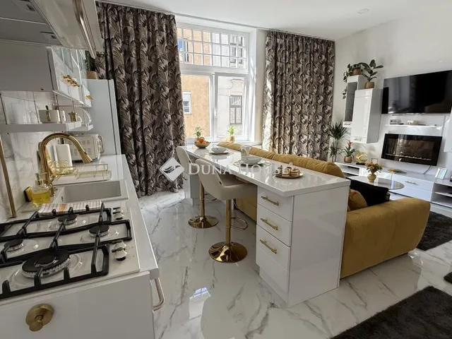 Eladó lakás Budapest V. kerület, Irányi utca 49 nm