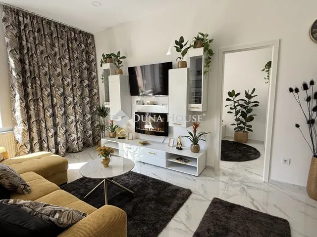 Eladó lakás Budapest V. kerület, Irányi utca 49 nm